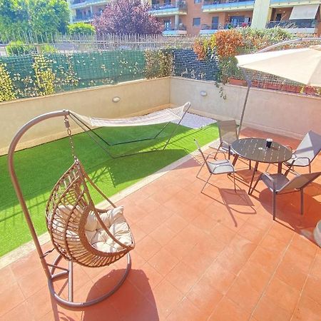 Sun Nest Apartment - Terrace & Garage Fiumicino Bagian luar foto
